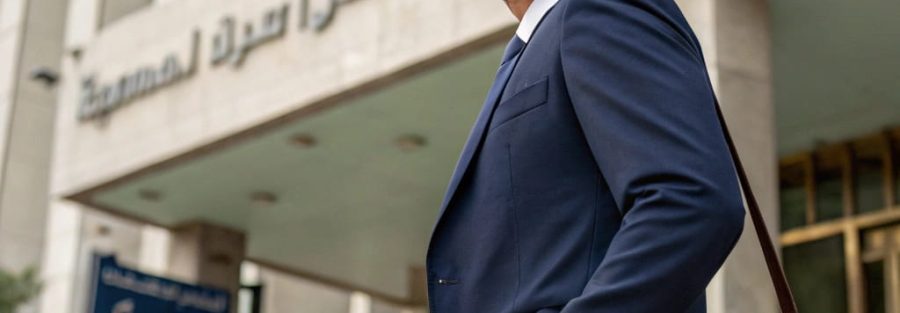 رمضانزاده وکیل متخصص دعاوی بانکی در تهران تجریش